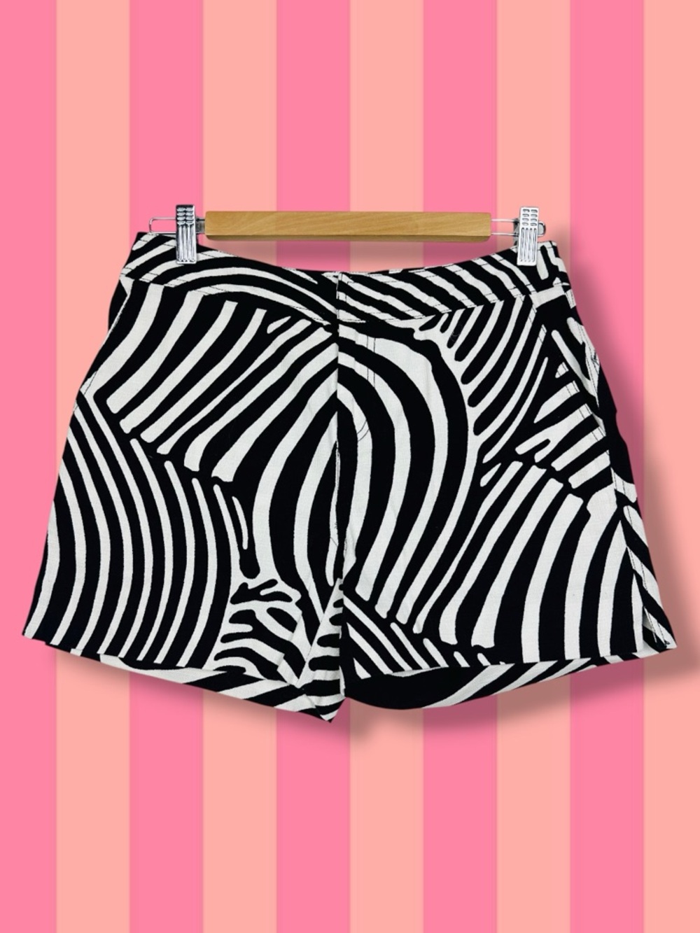 Trina Turk X INC Funky Loud Retro Groovy Funky Zebra Print High Rise Shorts